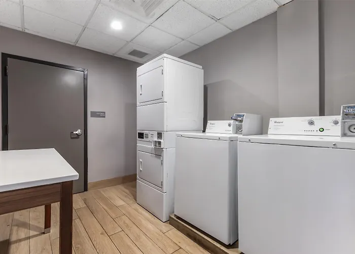 Best Western Plus Lexington Inn